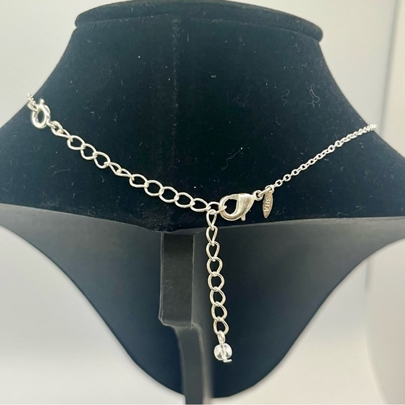 Avon Red Cabochon Necklace & Earring Set – New in Box, Silver-Tone Gift Set - Picture 3 of 8